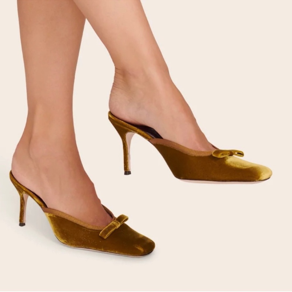 STAUD velvet kitten heel 🎀